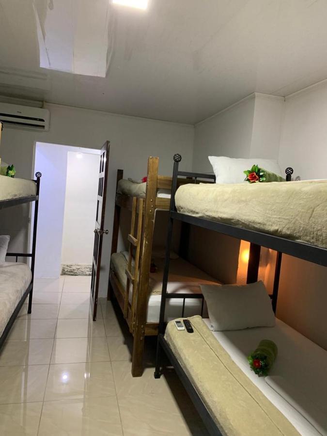 La Fortuna Backpackers Resort Bagian luar foto